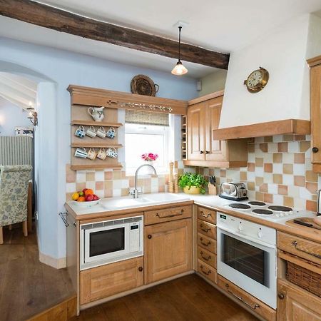 Cobbles House Villa วิทบี ภายนอก รูปภาพ