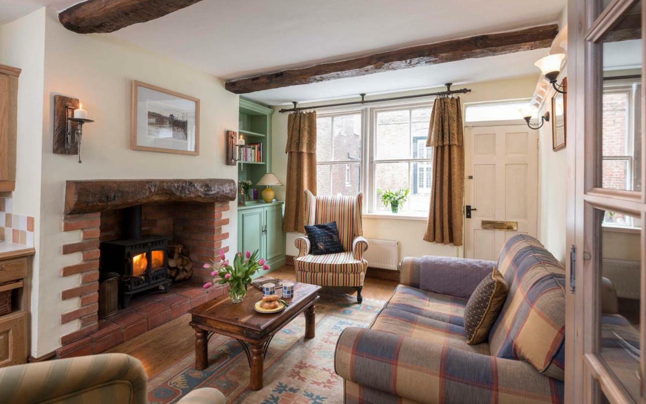 Cobbles House Villa วิทบี ภายนอก รูปภาพ